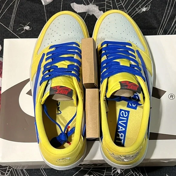 DS NIKE AIR JORDAN 1 LOW x TRAVIS SCOTT CANARY YELLOW SZ WOMENS 10 MENS 8.5 RARE